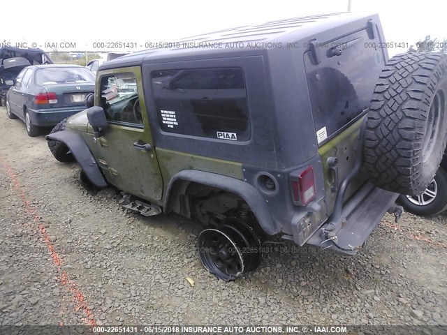 1J8FA54117L113402 - 2007 JEEP WRANGLER SAHARA GREEN photo 3