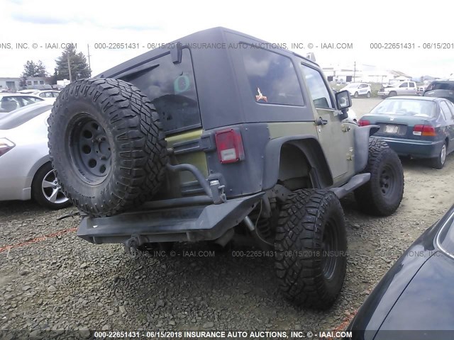 1J8FA54117L113402 - 2007 JEEP WRANGLER SAHARA GREEN photo 4