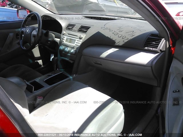 4T4BF3EK9AR040124 - 2010 TOYOTA CAMRY SE/LE/XLE 红色 照片 5