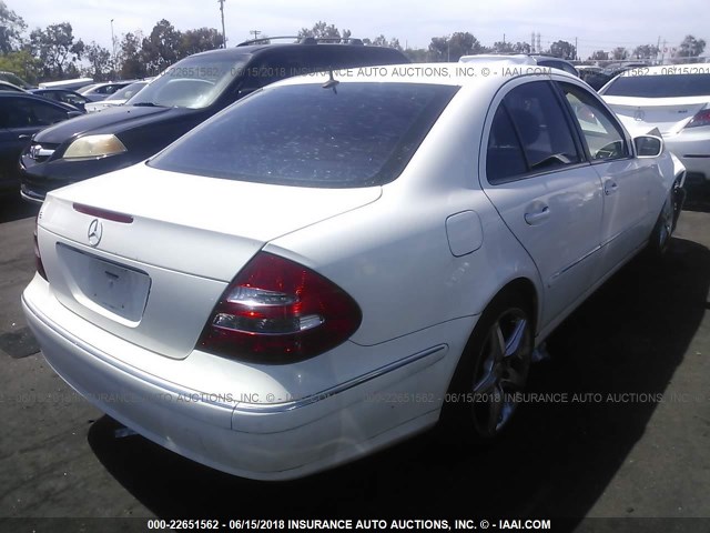 WDBUF65J13A299726 - 2003 MERCEDES-BENZ E 320 WHITE photo 4