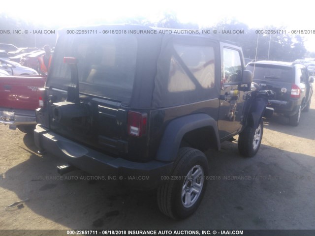 1C4AJWAG2DL666992 - 2013 JEEP WRANGLER SPORT შავი ფოტო 4