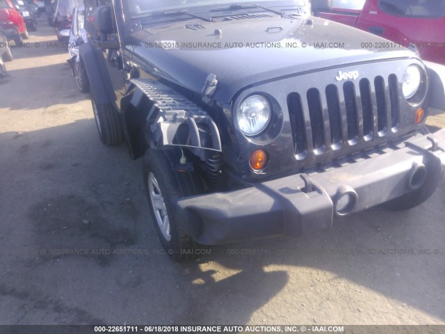 1C4AJWAG2DL666992 - 2013 JEEP WRANGLER SPORT შავი ფოტო 6