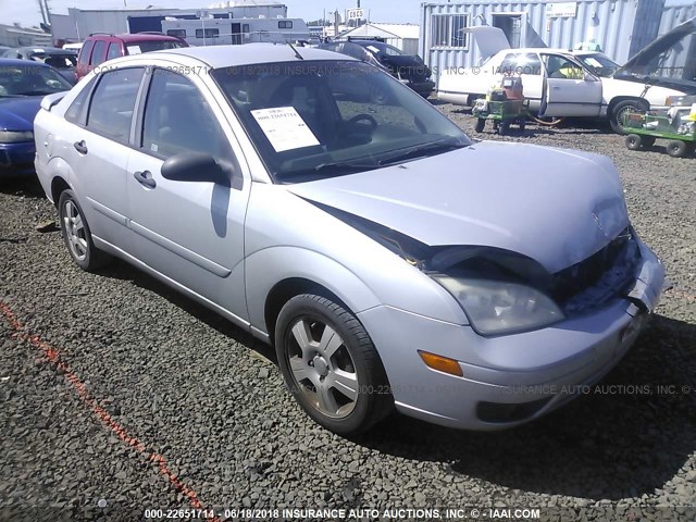 1FAFP34N27W306532 - 2007 FORD FOCUS ZX4/S/SE/SES SILVER photo 1