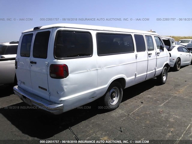 2B5WB35Z7VK581332 - 1997 DODGE RAM WAGON B3500 WHITE photo 4