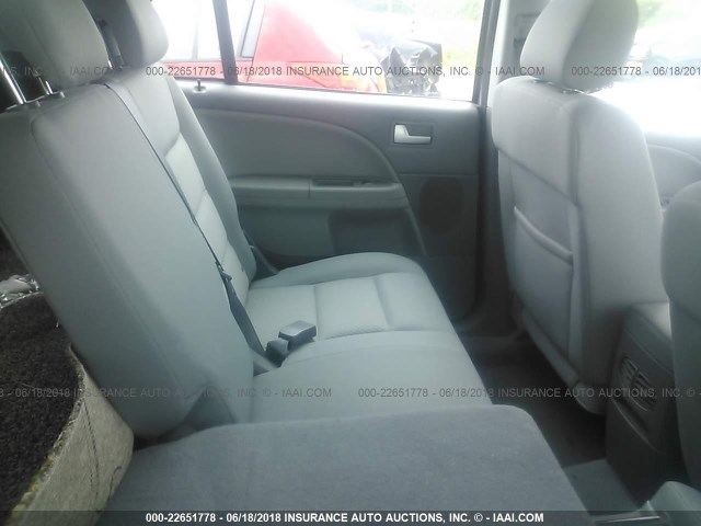 1FMZK02145GA73633 - 2005 FORD FREESTYLE SEL SILVER photo 8