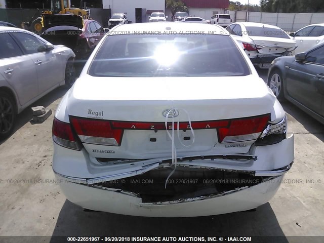 KMHFC46F88A332371 - 2008 HYUNDAI AZERA SE/LIMITED WHITE photo 6