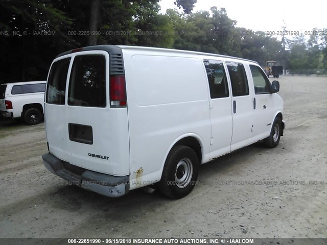 1GCEG15W911245783 - 2001 CHEVROLET EXPRESS G1500  WHITE photo 4