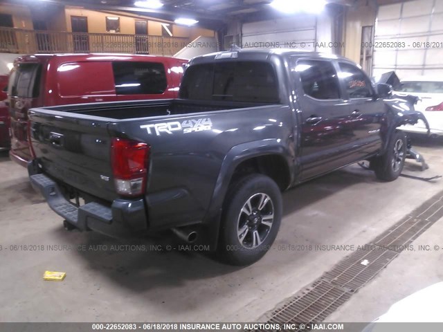 3TMCZ5AN0HM072447 - 2017 TOYOTA TACOMA DBL CAB/SR/TRDSPT/OR/PRO 灰色 照片 4
