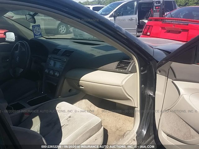 4T1BF3EK5AU012931 - 2010 TOYOTA CAMRY SE/LE/XLE 黑色 照片 5