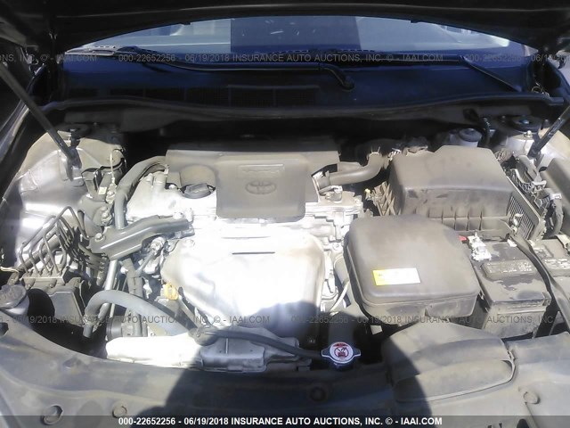 4T1BF1FK1HU647240 - 2017 TOYOTA CAMRY LE/XLE/SE/XSE GRAY photo 10