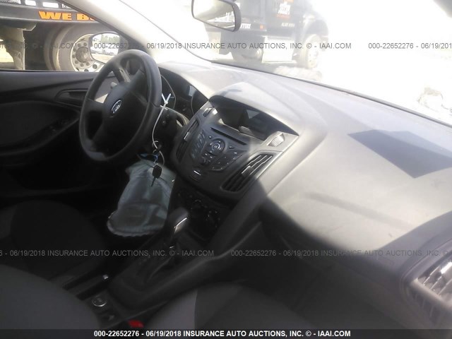 1FADP3E22EL130947 - 2014 FORD FOCUS S SILVER photo 5