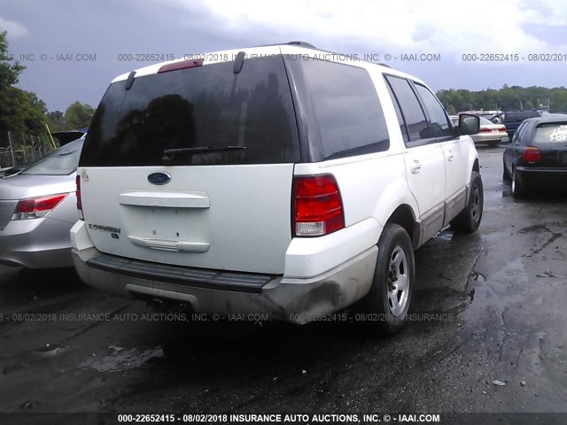 1FMRU15W93LC12828 - 2003 FORD EXPEDITION XLT WHITE photo 4