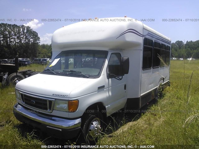 1FDWE35L56HA69630 - 2006 FORD E350 WHITE photo 2