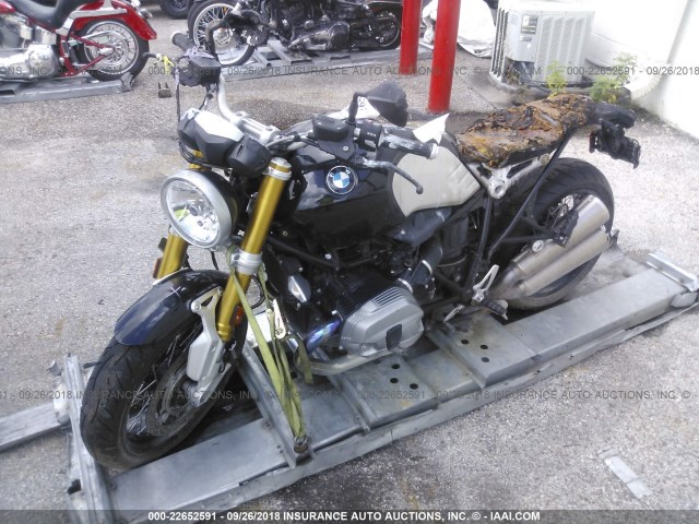 WB10A1602GZ676429 - 2016 BMW R NINE T BLACK photo 2