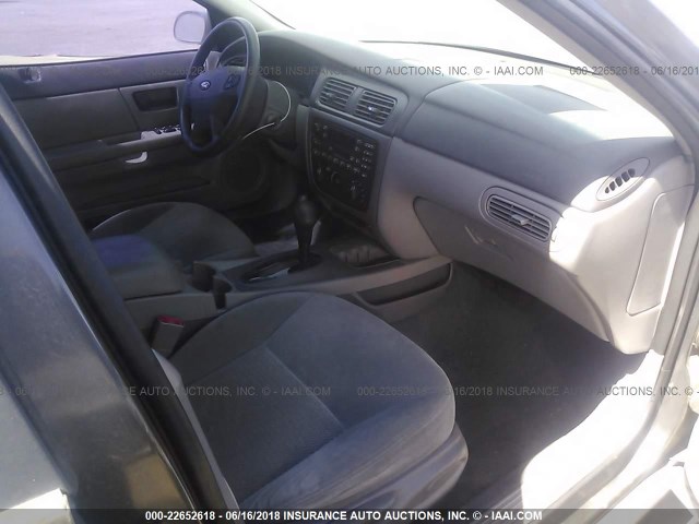 1FAFP55S33G243090 - 2003 FORD TAURUS SES GRAY photo 5