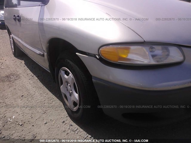 2B4GP25G2XR374053 - 1999 DODGE CARAVAN BEIGE photo 6