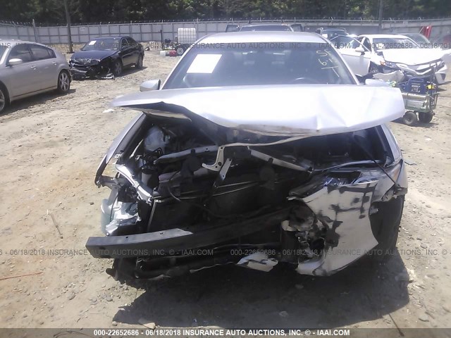 4T1BF1FK8DU276040 - 2013 TOYOTA CAMRY L/SE/LE/XLE SILVER photo 6