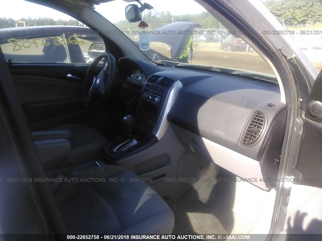 5GZCZ33D07S828159 - 2007 SATURN VUE SILVER photo 5