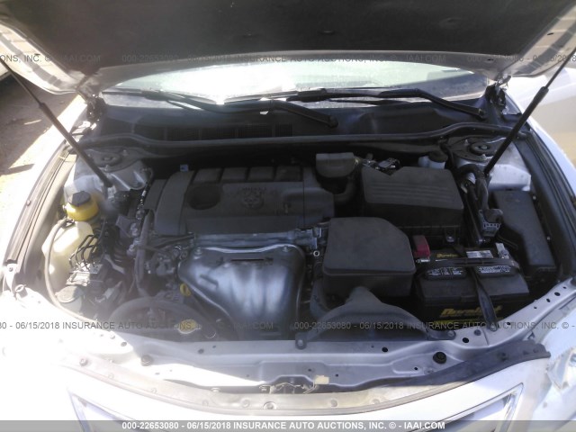 4T4BF3EK3BR216800 - 2011 TOYOTA CAMRY SE/LE/XLE SILVER photo 10