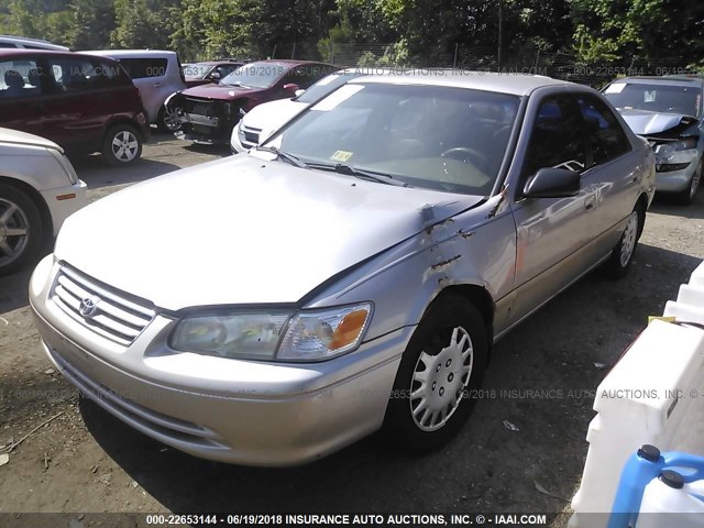 4T1BG28K5YU667717 - 2000 TOYOTA CAMRY CE/LE/XLE BEIGE photo 2