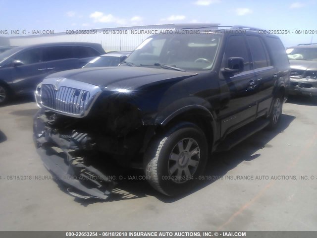 5LMFU27R64LJ16427 - 2004 LINCOLN NAVIGATOR BLACK photo 2