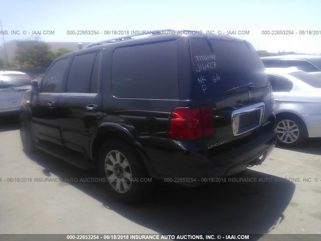 5LMFU27R64LJ16427 - 2004 LINCOLN NAVIGATOR BLACK photo 3