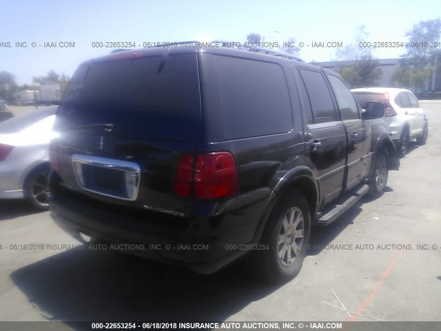 5LMFU27R64LJ16427 - 2004 LINCOLN NAVIGATOR BLACK photo 4