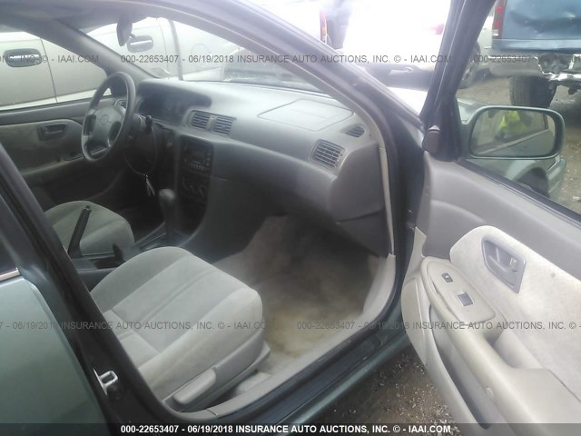 4T1BG22K2YU636322 - 2000 TOYOTA CAMRY CE/LE/XLE GREEN photo 5