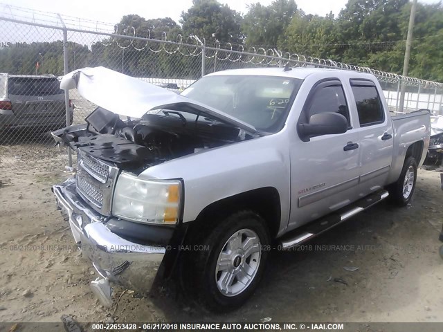 3GCPCSE04CG207811 - 2012 CHEVROLET SILVERADO C1500 LT ვერცხლისფერი ფოტო 2