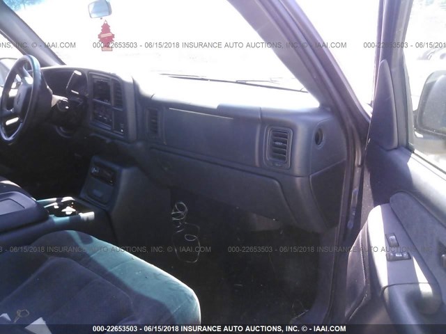 2GCEC19T6Y1275288 - 2000 CHEVROLET SILVERADO C1500 GRAY photo 5