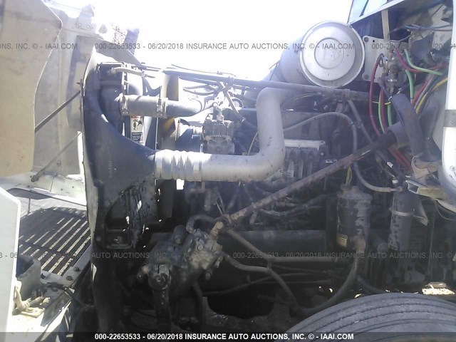 1FUW3MDA9XPA44362 - 1999 FREIGHTLINER FLD112 FLD112 WHITE photo 9