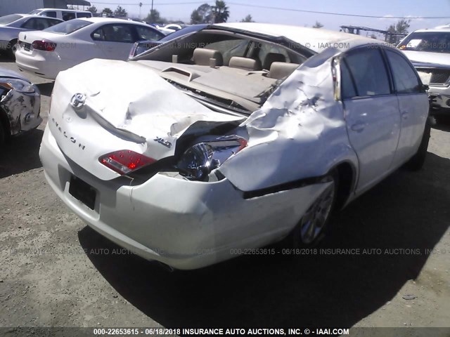 4T1BK36B96U092638 - 2006 TOYOTA AVALON XL/XLS/TOURING/LIMITED WHITE photo 4