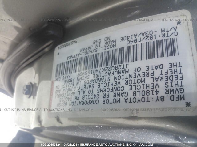 JT2BG22K7W0185969 - 1998 TOYOTA CAMRY CE/LE/XLE GOLD photo 9