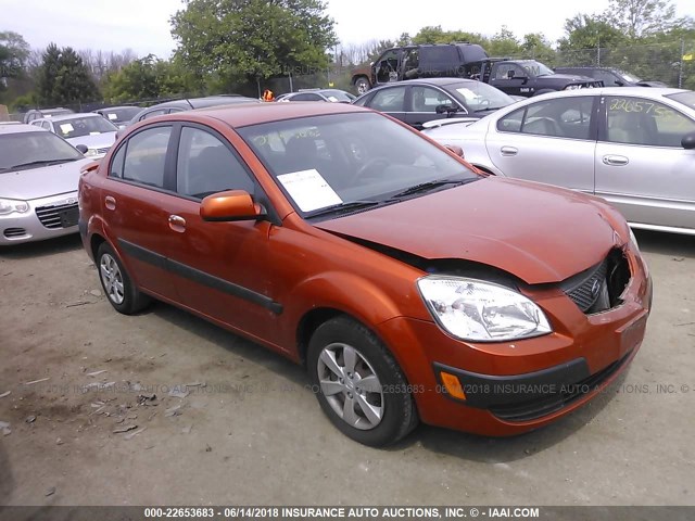 KNADE123186401689 - 2008 KIA RIO LX/SX ORANGE photo 1