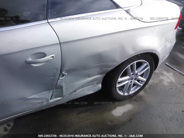 WVWFA71F99V013073 - 2009 VOLKSWAGEN EOS LUX Серый фото 6