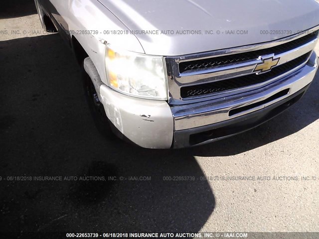 2GCEC13C291139699 - 2009 CHEVROLET SILVERADO C1500/C1500  LS SILVER photo 6