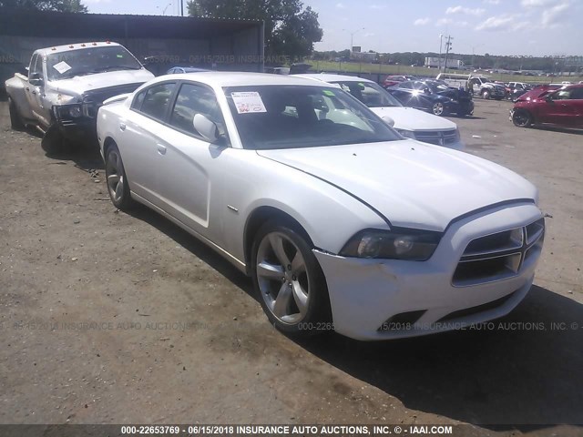 2C3CDXCT0DH583093 - 2013 DODGE CHARGER R/T WHITE photo 1