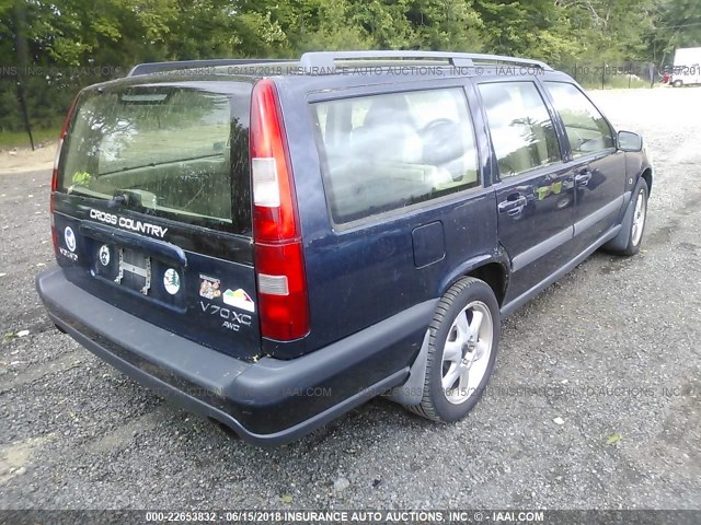 YV1LZ56D0Y2734111 - 2000 VOLVO V70 XC/SE Navy photo 4