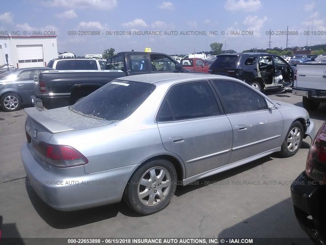 1HGCG56652A139492 - 2002 HONDA ACCORD EX SILVER photo 4