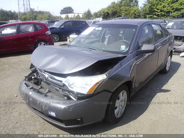 1FAHP3EN7BW124650 - 2011 FORD FOCUS S GRAY photo 2