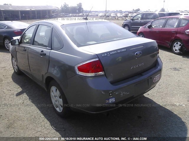 1FAHP3EN7BW124650 - 2011 FORD FOCUS S GRAY photo 3