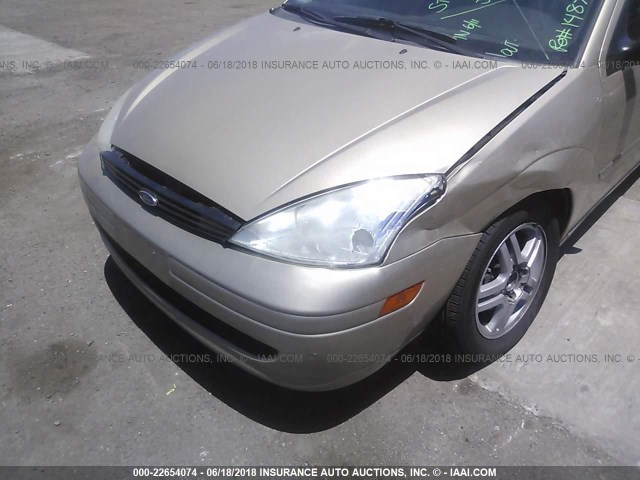 1FAFP34P61W226725 - 2001 FORD FOCUS SE/SE COMFORT GOLD photo 6