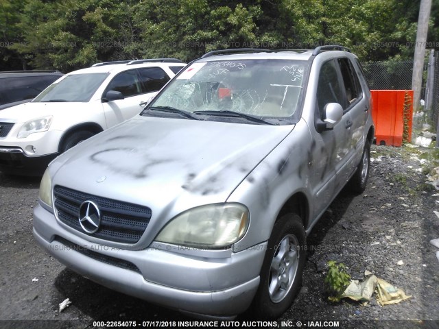 4JGAB54EXYA147221 - 2000 MERCEDES-BENZ ML 320 GRAY photo 6