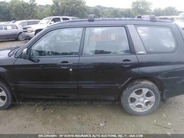 JF1SG65663H700461 - 2003 SUBARU FORESTER 2.5XS შავი ფოტო 6