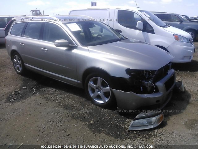 YV1982BW2A1150243 - 2010 VOLVO V70 3.2 GOLD photo 1