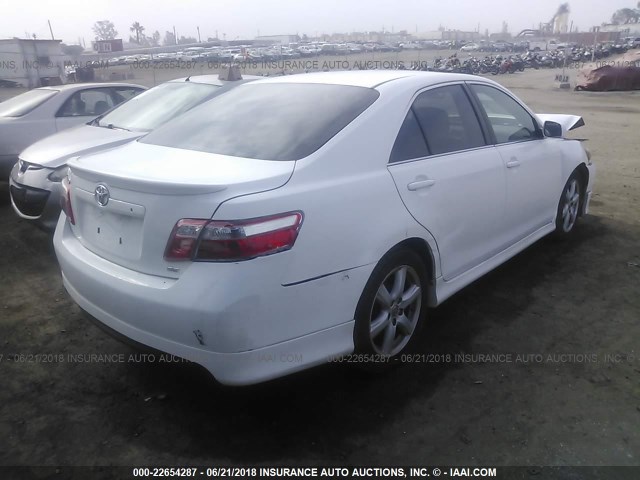4T1BK46K08U575444 - 2008 TOYOTA CAMRY LE/XLE/SE თეთრი ფოტო 4