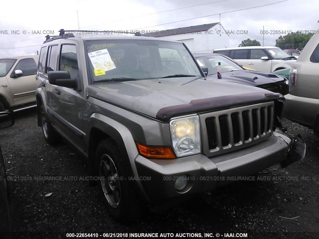 1J8HG48K26C175409 - 2006 JEEP COMMANDER GOLD photo 1