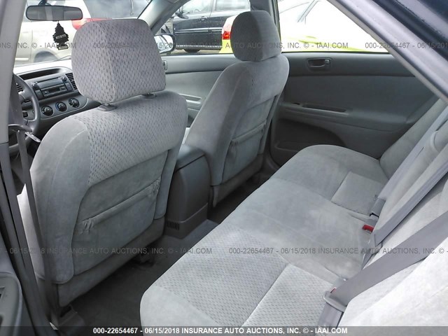 4T1BE32K34U295275 - 2004 TOYOTA CAMRY LE/XLE/SE შავი ფოტო 8