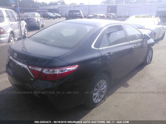 4T4BF1FK6GR555724 - 2016 TOYOTA CAMRY LE/XLE/SE/XSE BLACK photo 4