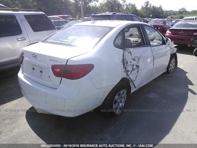 KMHDU46D79U665180 - 2009 HYUNDAI ELANTRA GLS/SE WHITE photo 4